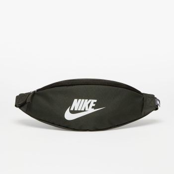 Nike Heritage Green