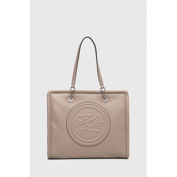 Karl Lagerfeld poseta culoarea bej