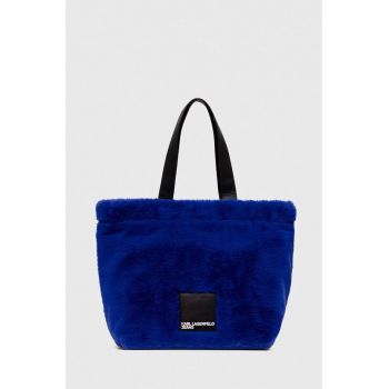 Karl Lagerfeld Jeans poseta