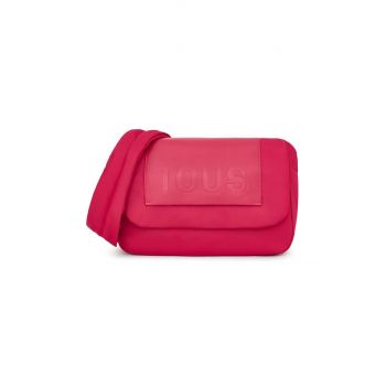 Tous poseta culoarea roz