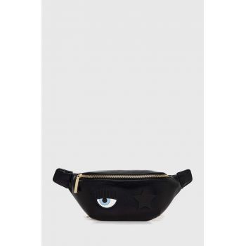 Chiara Ferragni borseta culoarea negru