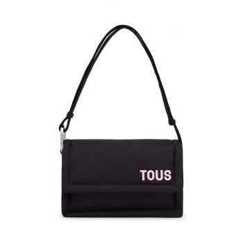Tous poseta culoarea negru