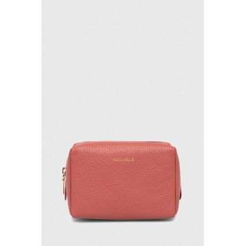 Coccinelle punga cosmetice culoarea roz