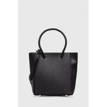 Sisley poseta culoarea negru