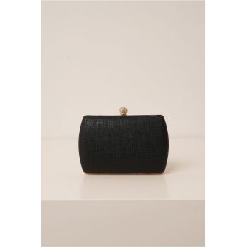 Clutch negru cu fir lurex si inchidere metalica cu strasuri