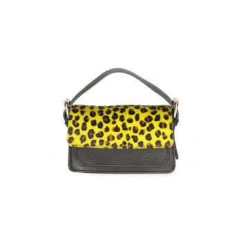Geanta crossbody din piele cu segment din piele cu par scurt