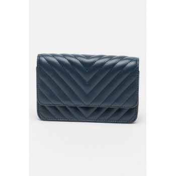 Geanta crossbody de piele ecologica cu bareta din lant pentru umar