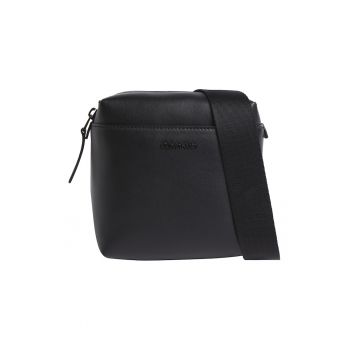 Geanta crossbody din piele ecologica Essential Cube