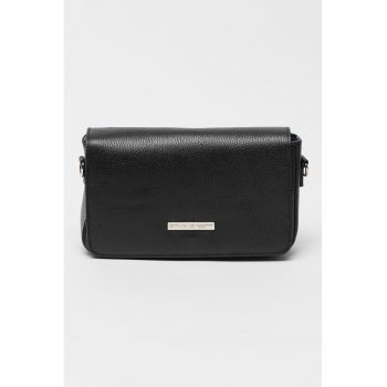 Geanta crossbody de piele cu bareta detasabila