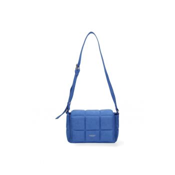 Geanta crossbody cu clapa si aspect matlasat