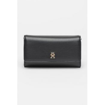 Geanta crossbody cu bareta din lant