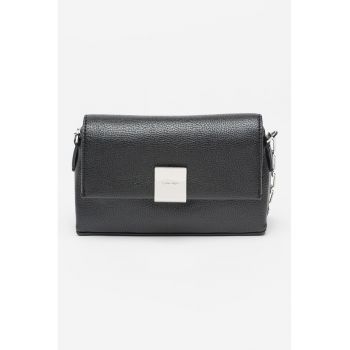 Geanta crossbody de piele ecologica cu bareta din lant