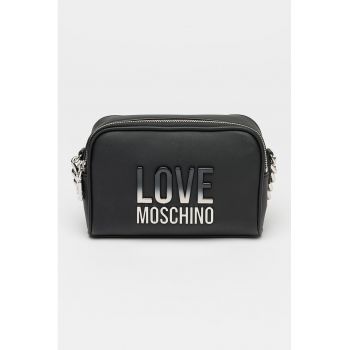 Geanta crossbody cu aplicatie logo metalica