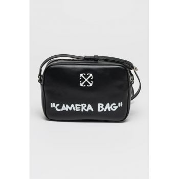Geanta crossbody cu text in relief