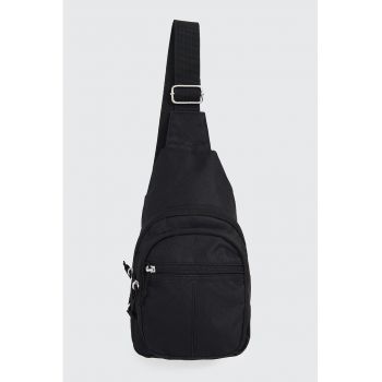 Geanta sling cu model uni si bareta ajustabila