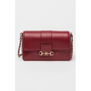 Geanta crossbody de piele cu bareta din lant