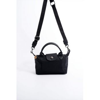 Geanta crossbody din piele ecologica cu bareta ajustabila