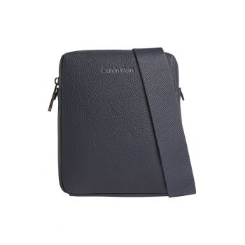Geanta crossbody din piele ecologica cu detaliu cu logo stantat