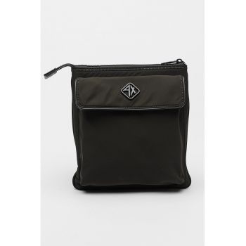 Geanta crossbody cu logo aplicat