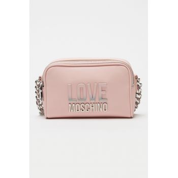Geanta crossbody cu aplicatie logo metalica