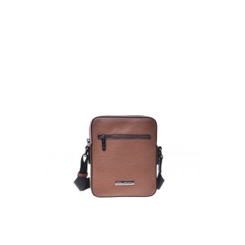 Geanta crossbody de piele cu logo metalic discret