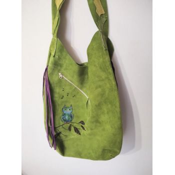 Geanta olive handmade ,cu bufnita colorata ,unicat