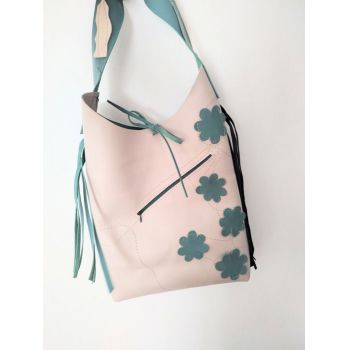 Geanta sac in doua nuante  ,din piele naturala ,cu margarete ,unicat