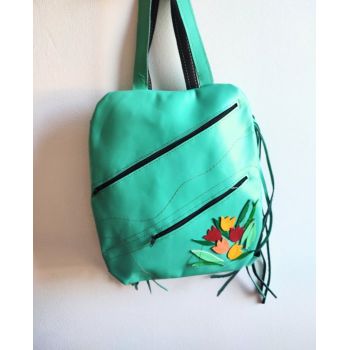 Rucsac handmade din piele naturala nuanta verde- turcoaz ,cu lalele