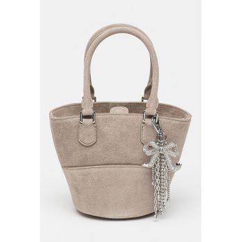 Geanta bucket din piele intoarsa cu talisman cu cristal
