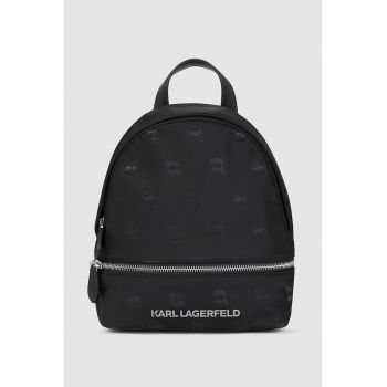 Rucsac cu model monograma si fermoar