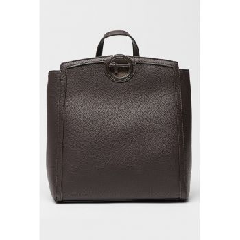 Rucsac cu model uni si barete ajustabile