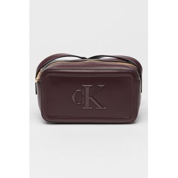 Geanta crossbody de piele ecologica cu logo in relief
