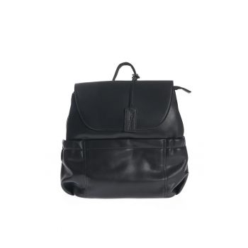 Rucsac casual negru cu clapeta si buzunare