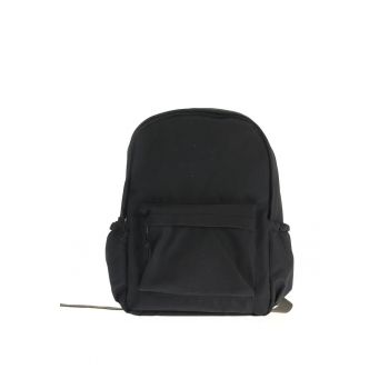 Rucsac simplu negru din material textil si buzunar frontal