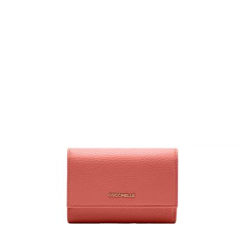 Metallic soft pink clay