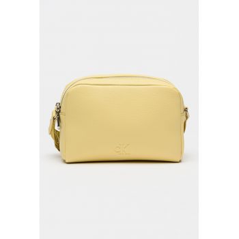 Geanta crossbody de piele ecologica cu bareta logo