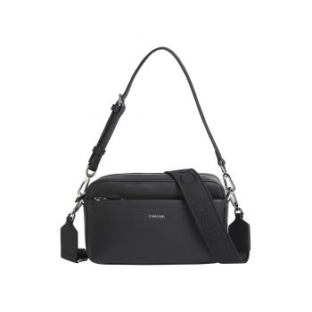 Geanta crossbody cu bareta detasabila Geanta crossbody cu bareta detasabila