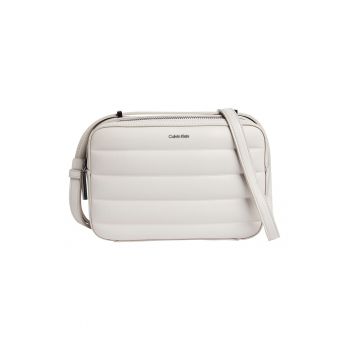 Geanta crossbody de piele ecologica cu aspect matlasat Geanta crossbody de piele ecologica cu aspect matlasat