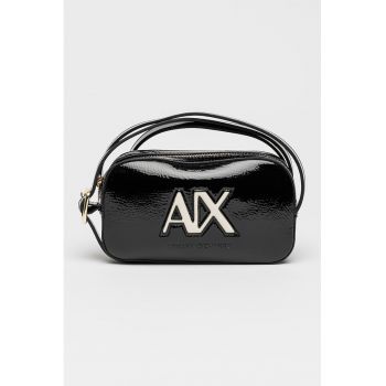 Geanta crossbody cu logo metalic