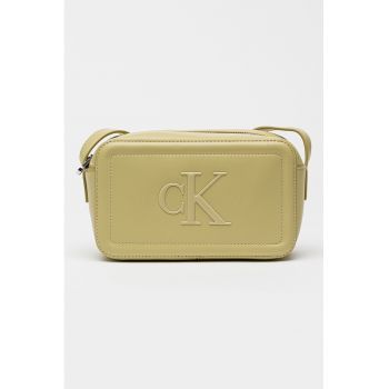 Geanta crossbody de piele ecologica cu logo in relief