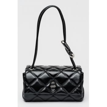 Geanta baguette de piele cu motel matlasat