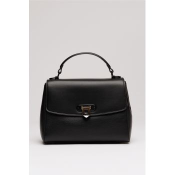 Geanta neagra din piele ecologica cu model structurat