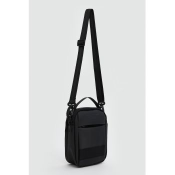 Geanta crossbody cu bareta detasabila de umar