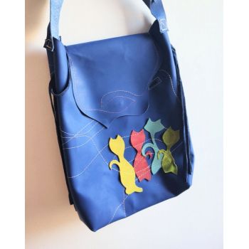 Geanta sac albastru electric,cu pisicute  colorate ,din piele naturala