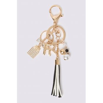 Breloc cu elemente multiple si canaf