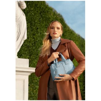 Geanta de dama  din piele ecologica cu detalii metalice - albastru - cu manere si curea ajustabila