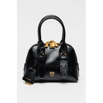 Geanta de piele cu bareta de umar si accesoriu lacat cu logo