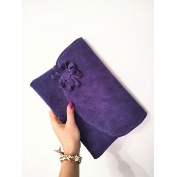 Plic mov indigo, din piele naturala intoarsa ,cu aplicatie 3D florala