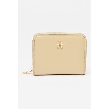 Portofel de piele ecologica cu fermoar si logo metalic