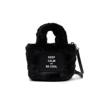 Geanta cu maner si aspect pufos - Alb/Negru